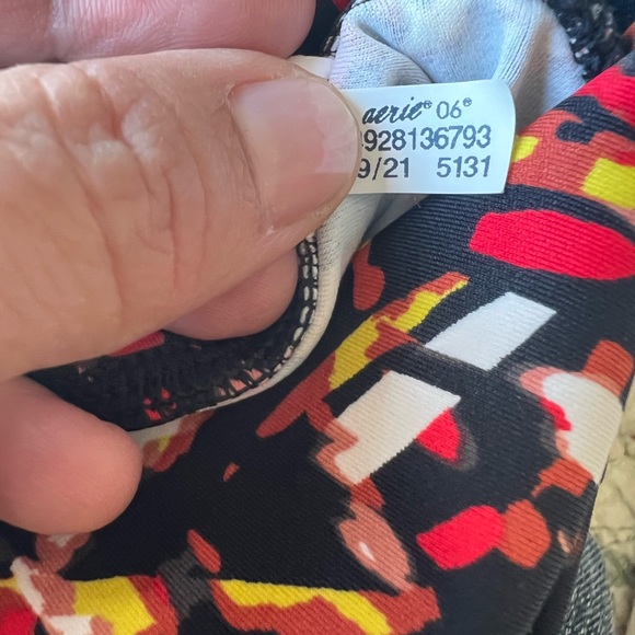 Offline by aerie multicolor leggings. - Picture 4 of 5